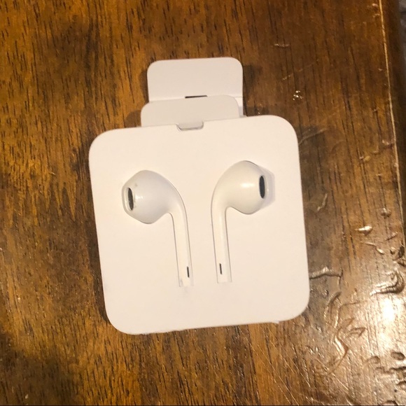 iPhone 7 - Picture 2 of 4